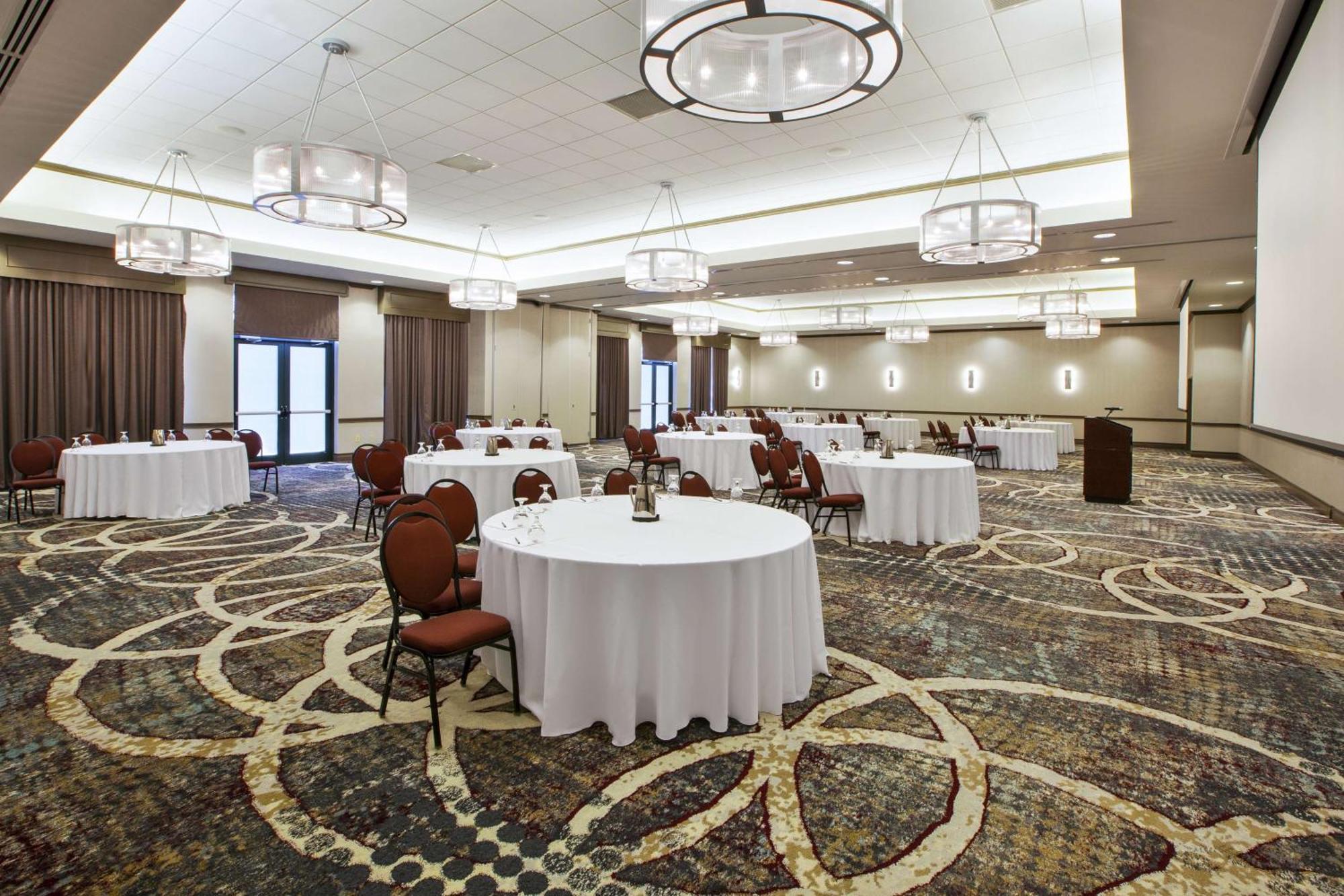 Embassy Suites Columbus - Airport Kültér fotó