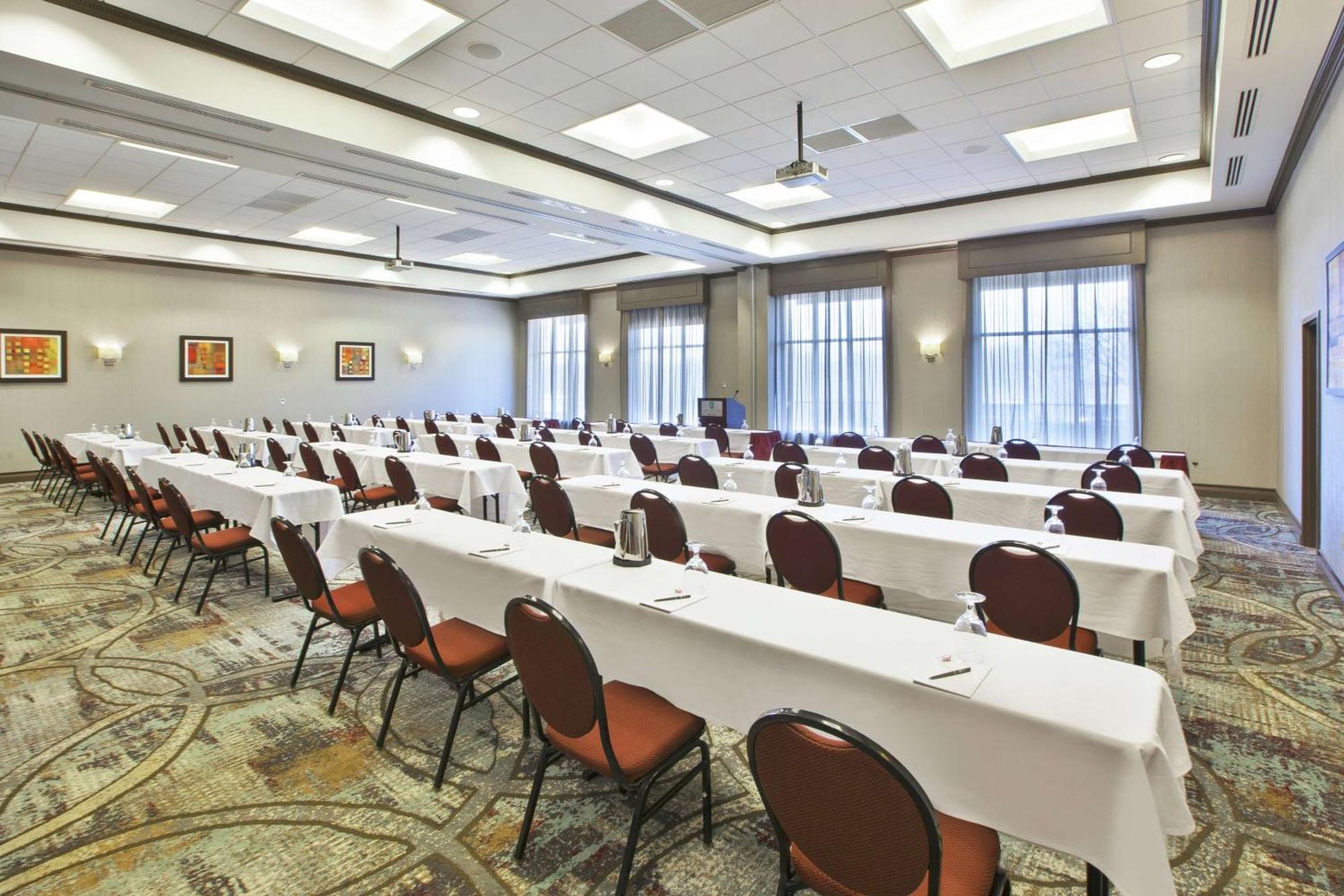 Embassy Suites Columbus - Airport Kültér fotó