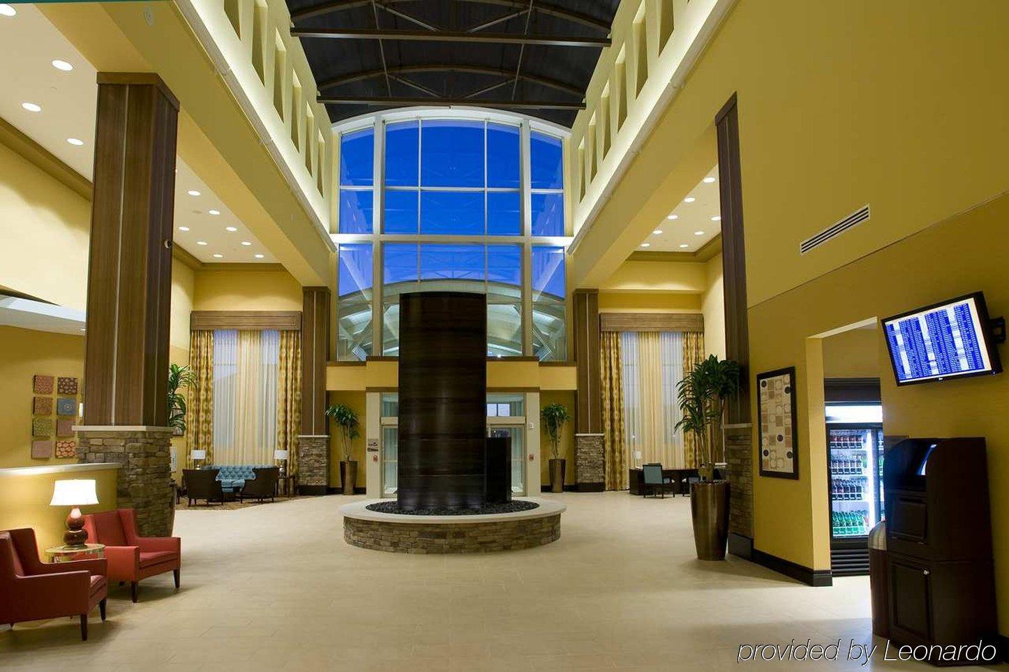 Embassy Suites Columbus - Airport Beltér fotó
